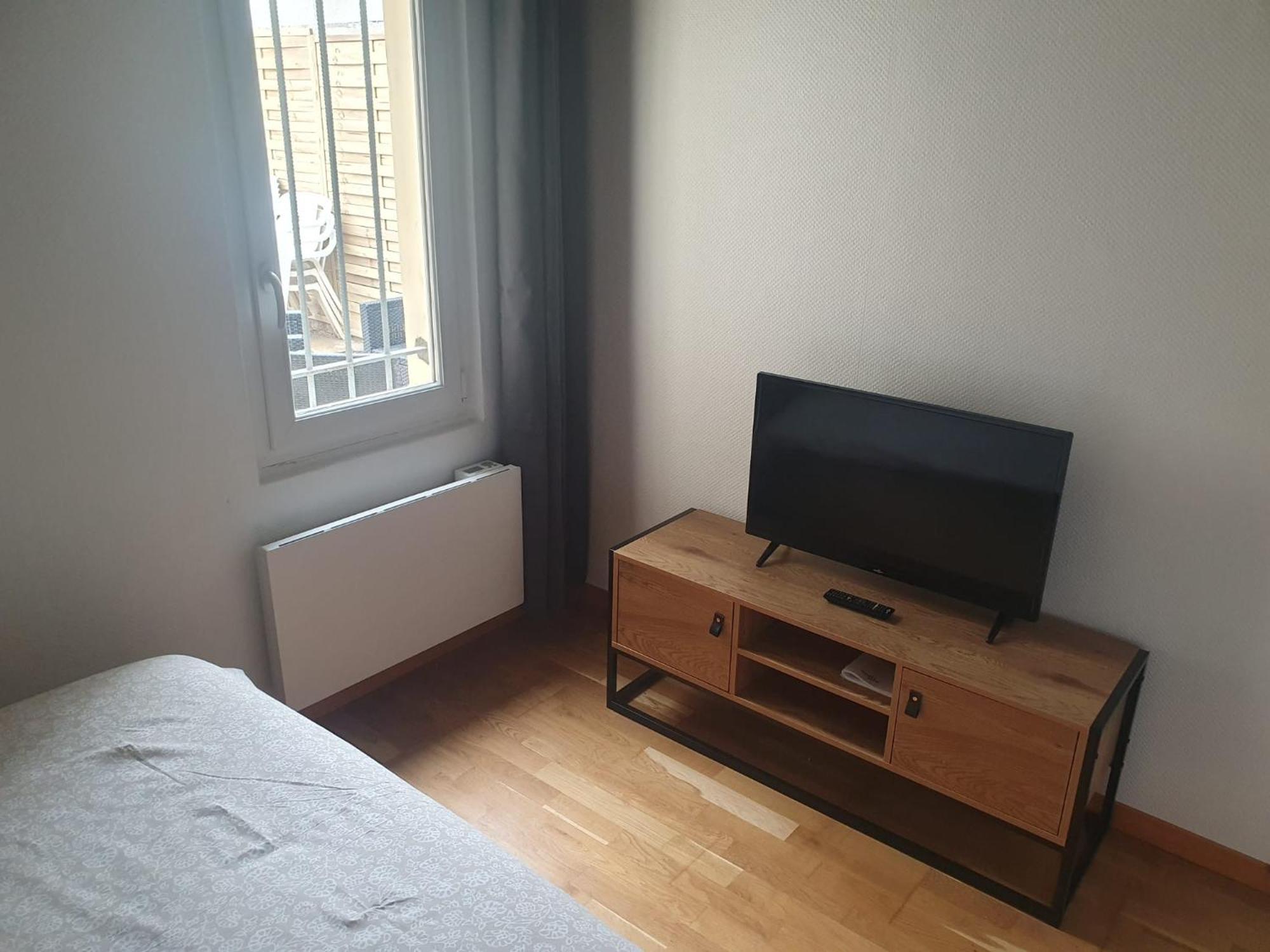 Maison Plain Pied Avec Jardin Villeneuve-le-Roi Ngoại thất bức ảnh